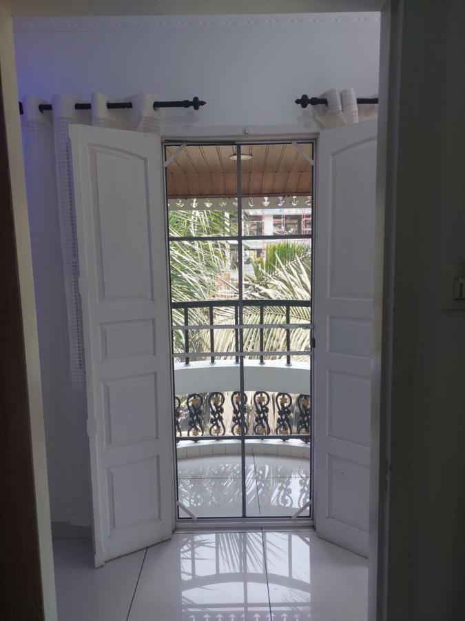 Annies Inn Homestay Kochi Zewnętrze zdjęcie