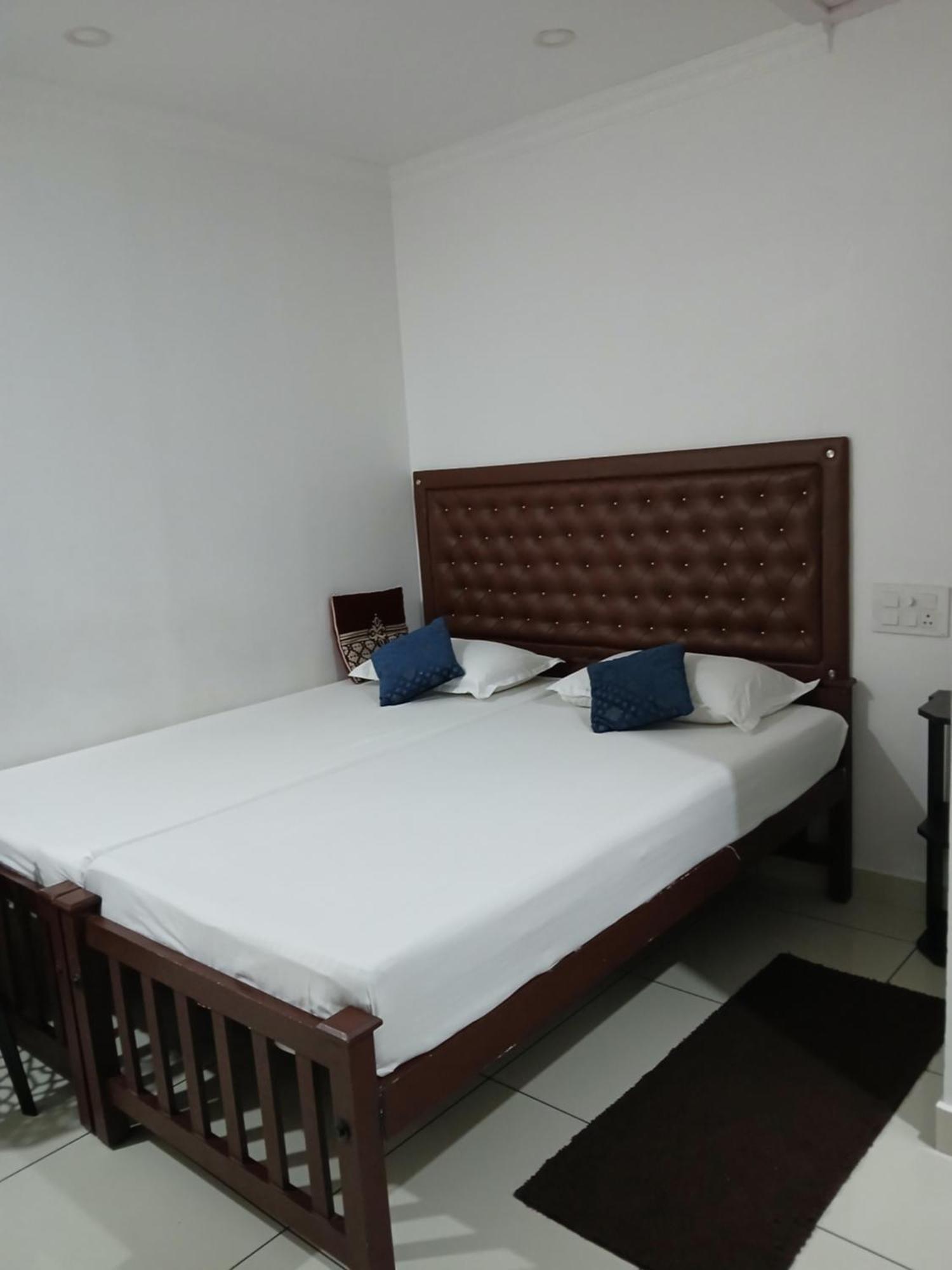 Annies Inn Homestay Kochi Zewnętrze zdjęcie
