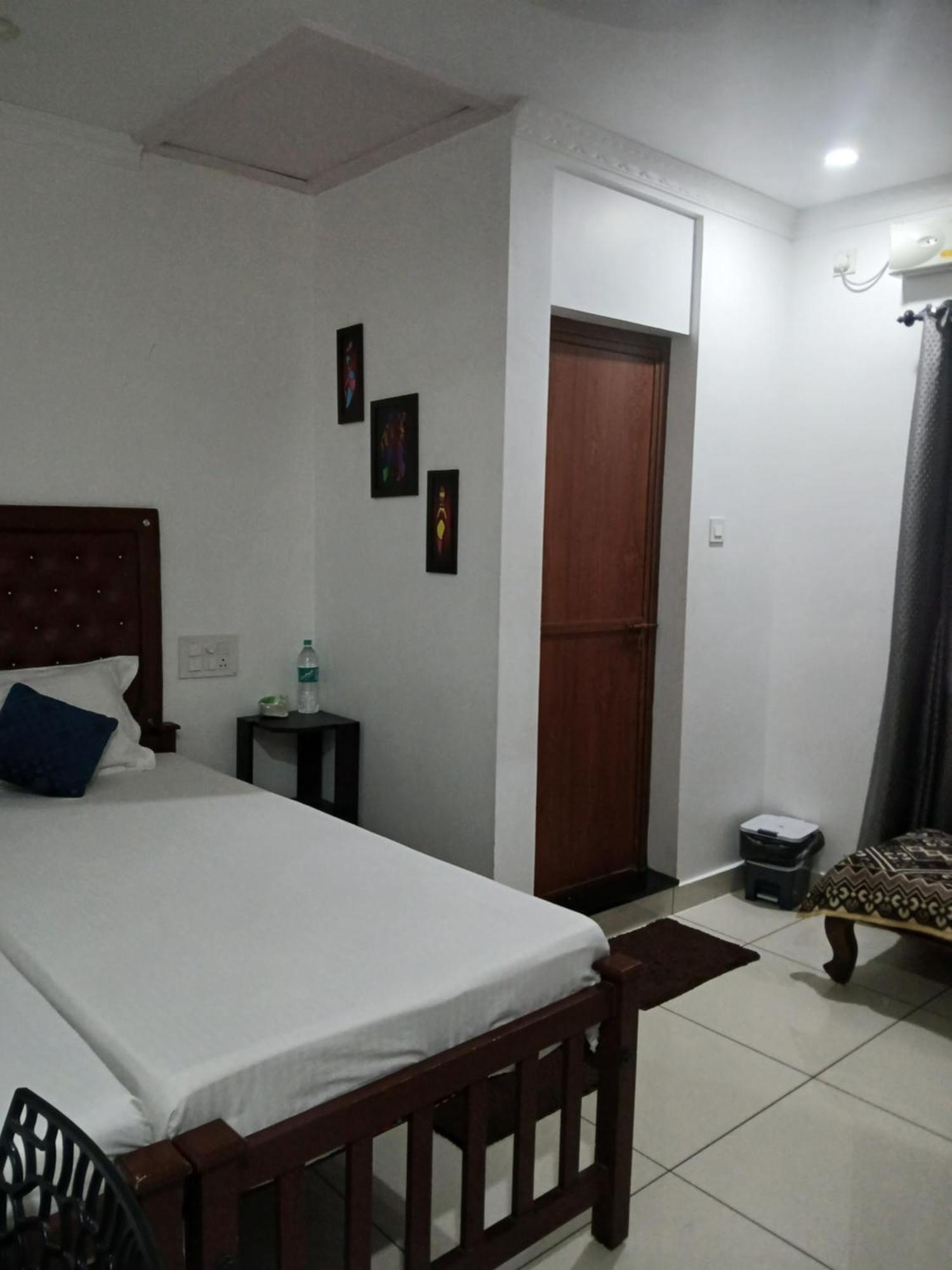 Annies Inn Homestay Kochi Zewnętrze zdjęcie
